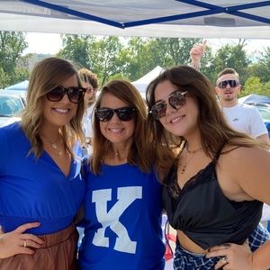 Meet your Posher, Aimee